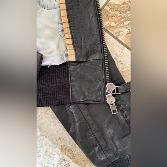 Aritzia Mackage Leather Jacket size XS - Picture 10 of 17